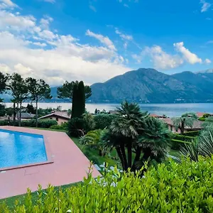 View, Swimming Pool, Tennis Court And Private Parking Hébergement de vacances